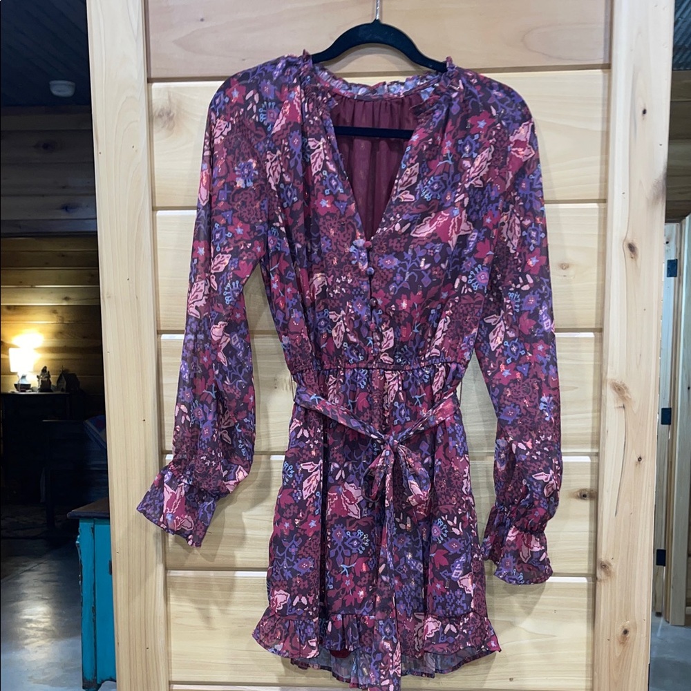 Chic Floral Long-Sleeve Romper